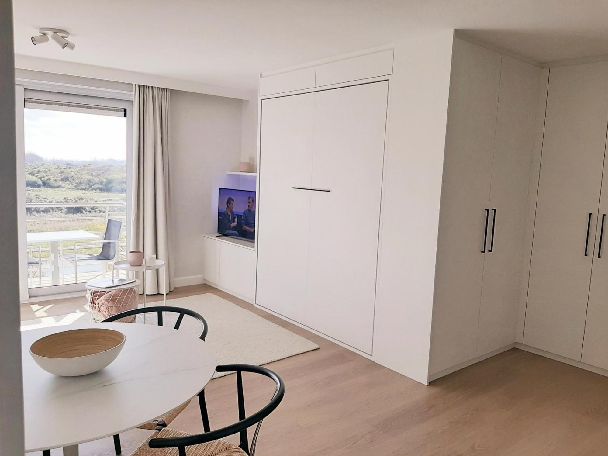 Apartment Louis Met Parking Nieuwpoort